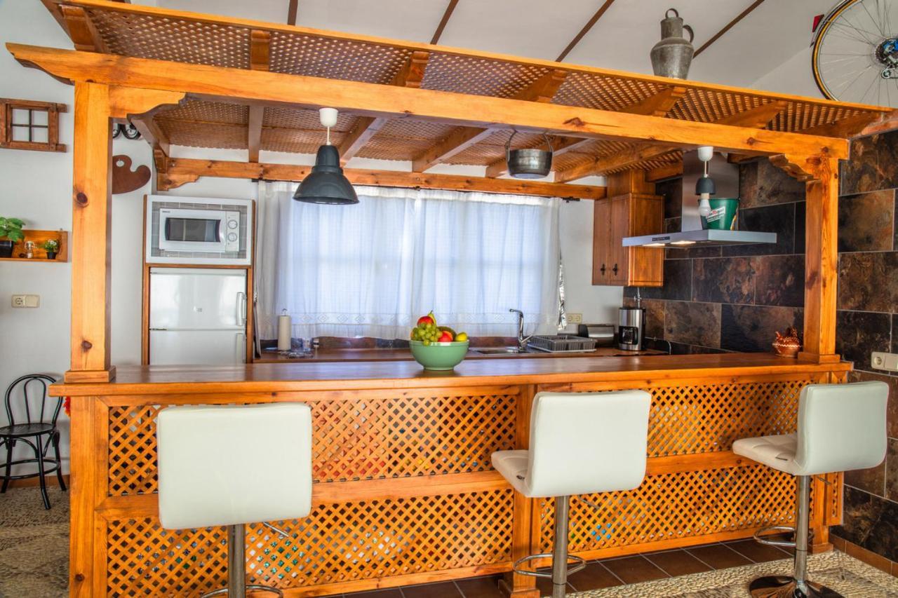Apartamento Loft La Encina Torrejón el Rubio Buitenkant foto